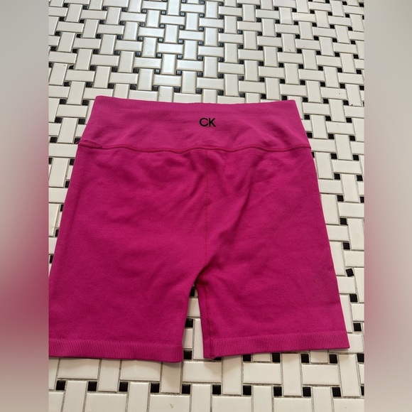 Calvin Klein Performance Fuchsia Bike Shorts - Picture 2 of 5